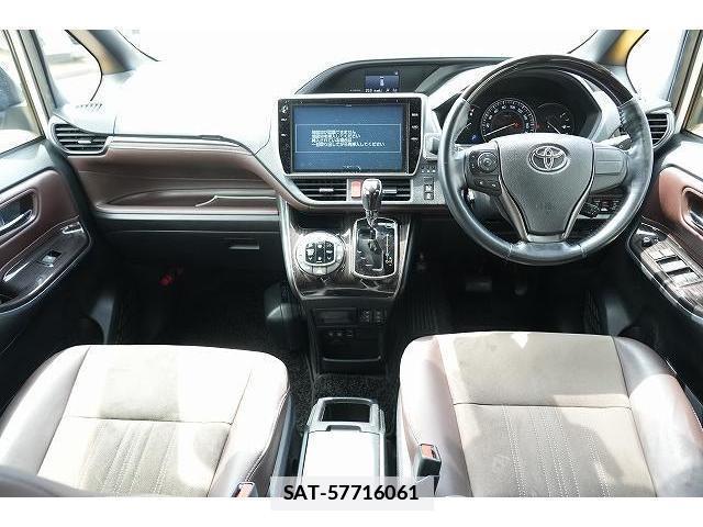 Toyota ESQUIRE 2018-07 7815789-2