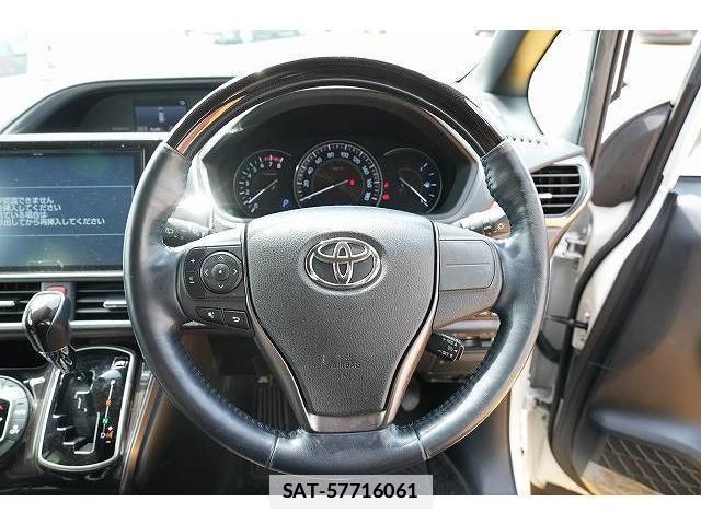 Toyota ESQUIRE 2018-07 7815789-3