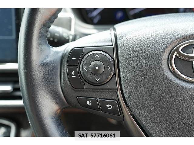 Toyota ESQUIRE 2018-07 7815789-9