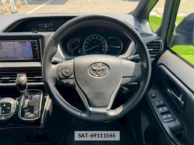 Toyota ESQUIRE 2015-08 7816465-14