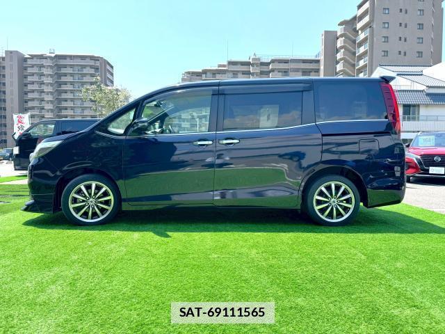 Toyota ESQUIRE 2015-08 7816465-2