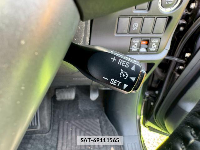 Toyota ESQUIRE 2015-08 7816465-7