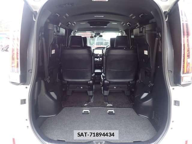 Toyota ESQUIRE 2019-05 7817482-11
