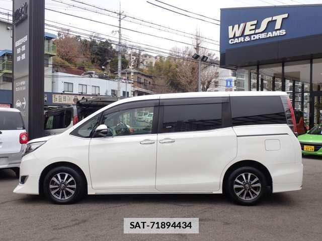 Toyota ESQUIRE 2019-05 7817482-18