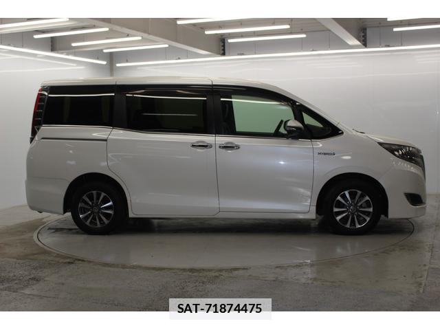 Toyota ESQUIRE 2018-05 7818445-4