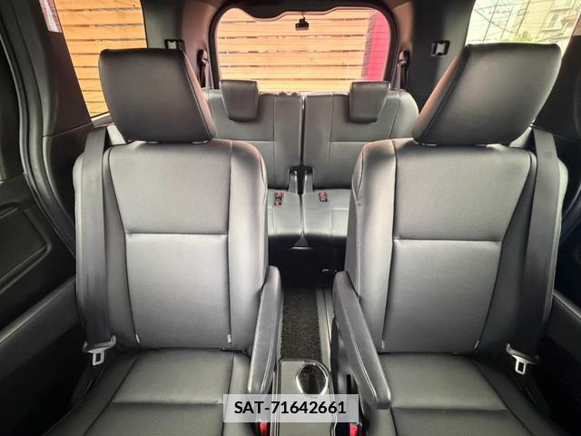 Toyota ESQUIRE 2018-10 7818927-13