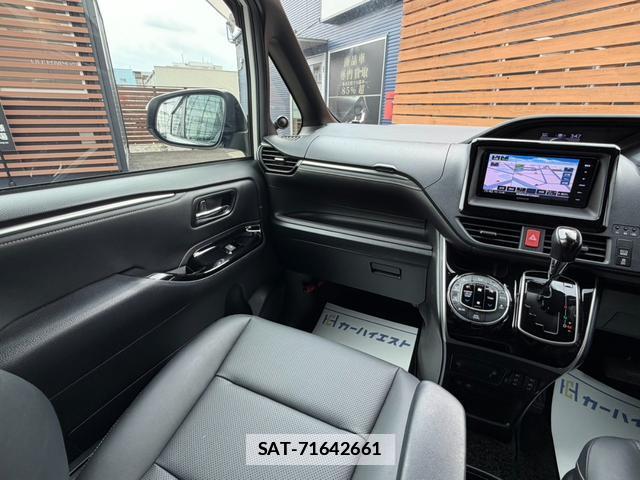 Toyota ESQUIRE 2018-10 7818927-18