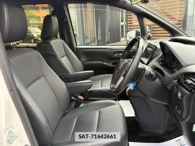 Toyota ESQUIRE 2018-10 7818927-7