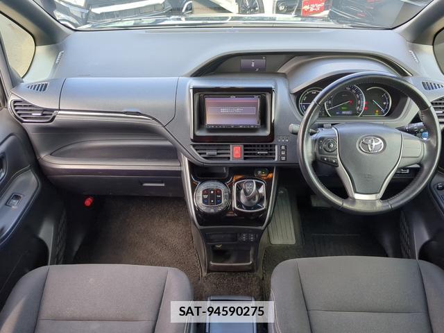 Toyota ESQUIRE 2014-11 7820614-1