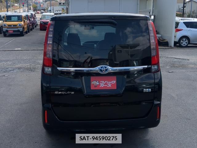 Toyota ESQUIRE 2014-11 7820614-6