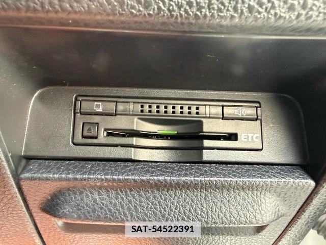 Toyota ESQUIRE 2016-04 7820809-19