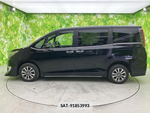 Toyota ESQUIRE 2017-11 7822147-1