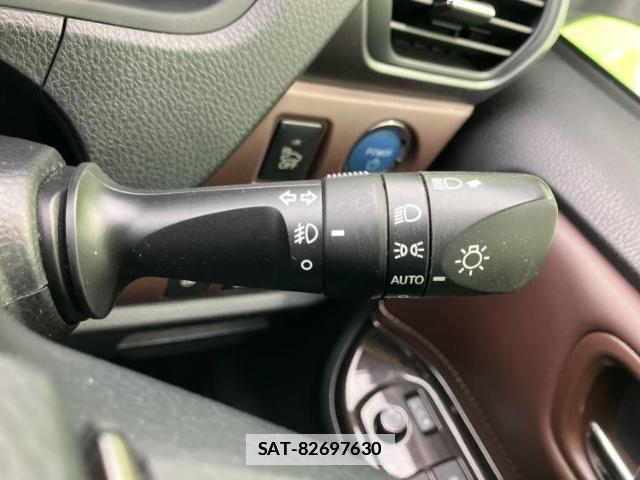 Toyota ESQUIRE 2018-03 7822368-15
