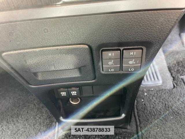 Toyota ESQUIRE 2017-09 7823128-10