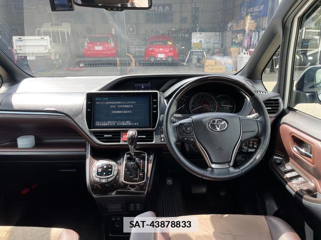 Toyota ESQUIRE 2017-09 7823128-6