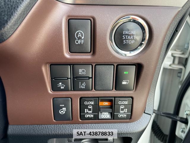 Toyota ESQUIRE 2017-09 7823128-9