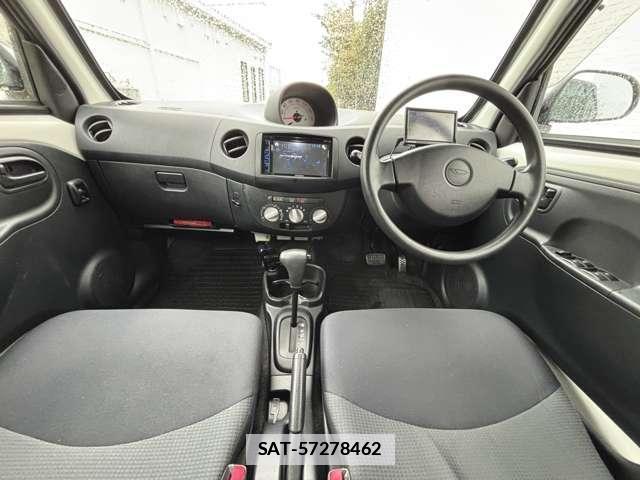 Daihatsu ESSE 2010-04 7819849-4