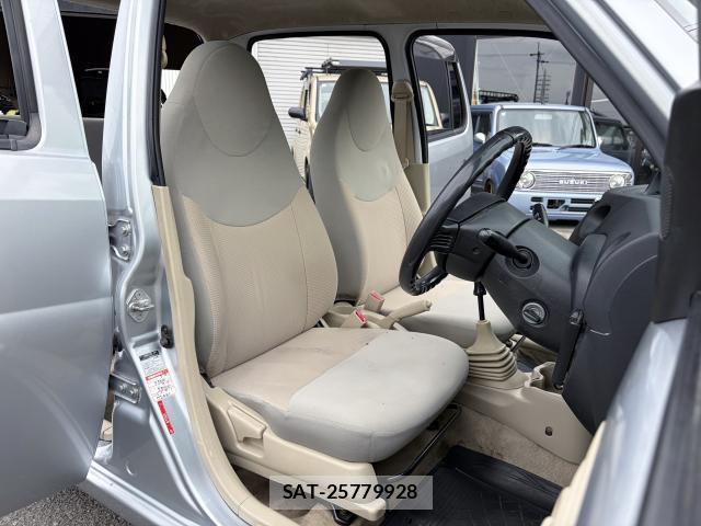 Daihatsu ESSE 2009-03 7820382-6