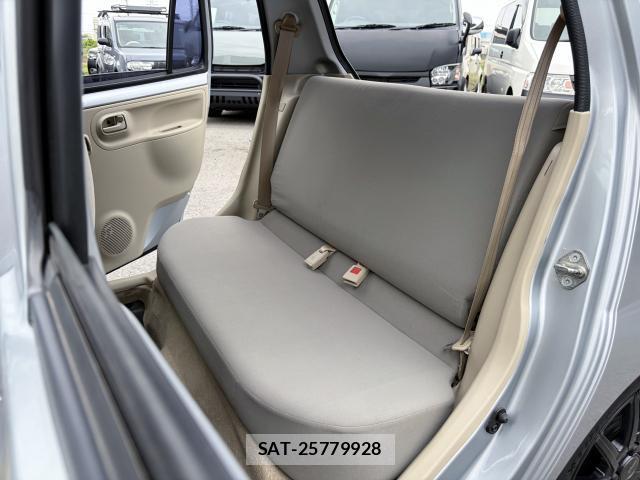 Daihatsu ESSE 2009-03 7820382-8