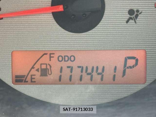 Daihatsu ESSE 2009-06 7823152-18