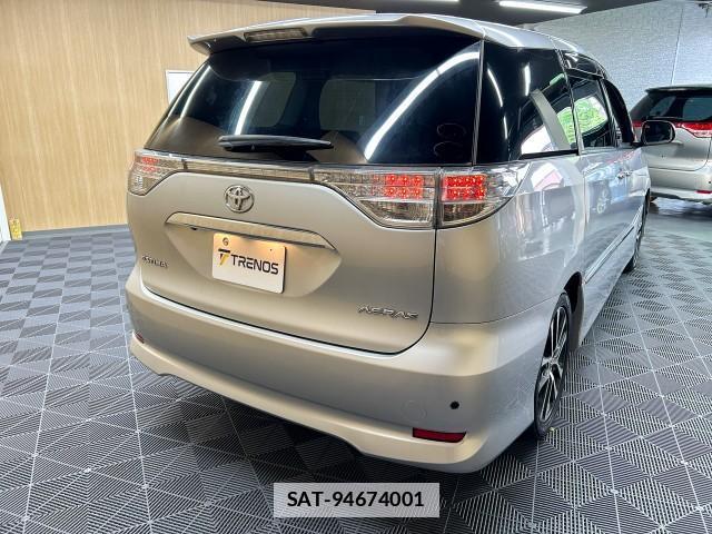 Toyota ESTIMA 2013-08 7812104-4