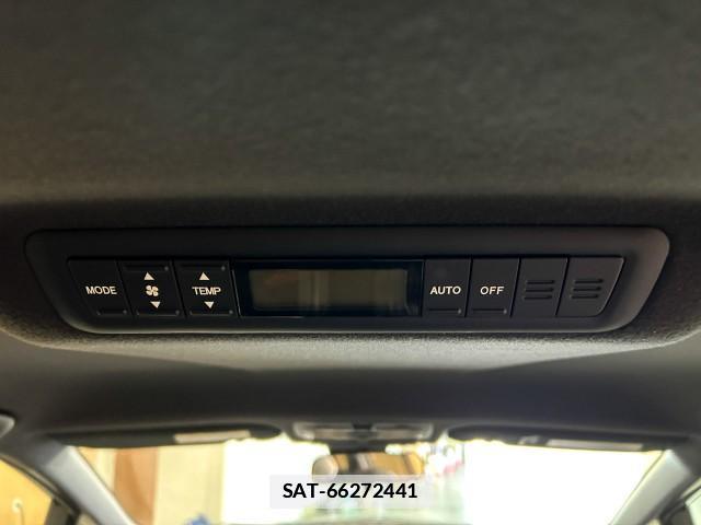 Toyota ESTIMA 2016-06 7812114-17
