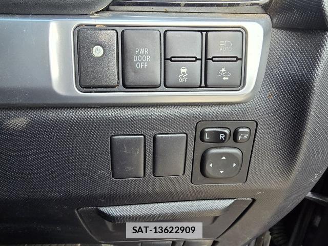 Toyota ESTIMA 2016-11 7813940-5