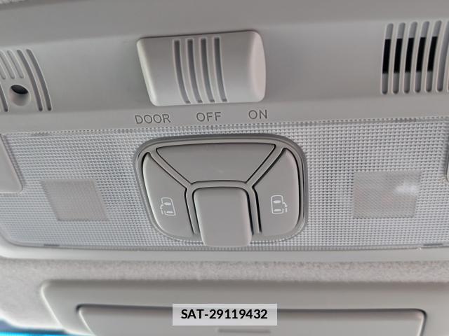 Toyota ESTIMA 2010-10 7819067-16