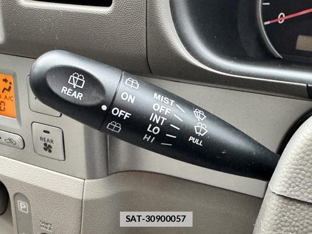 Suzuki EVERY WAGON 2011-06 7812803-14