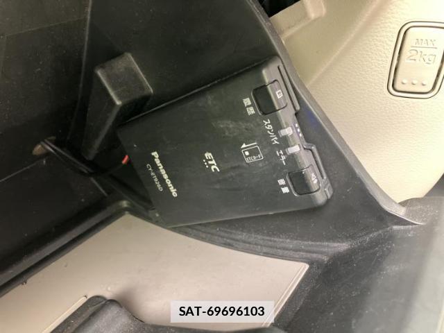 Suzuki EVERY WAGON 2015-05 7813655-17