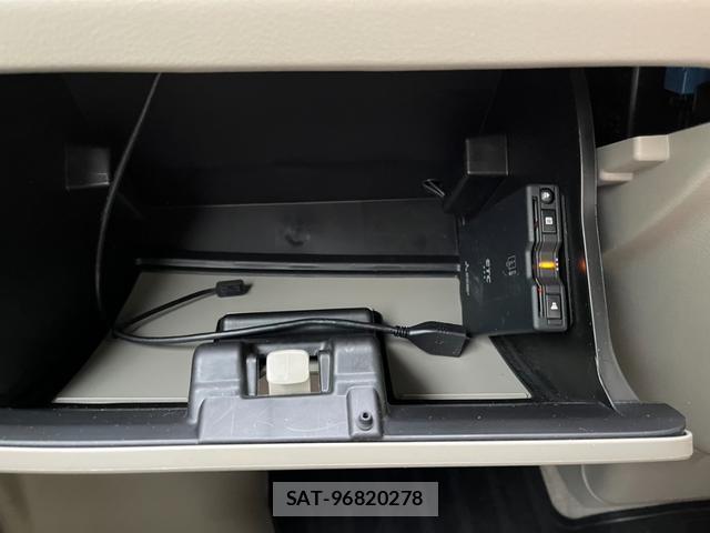 Suzuki EVERY WAGON 2021-05 7822703-9