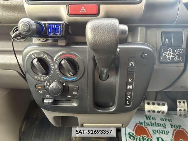 Suzuki EVERY 2017-10 7811658-4