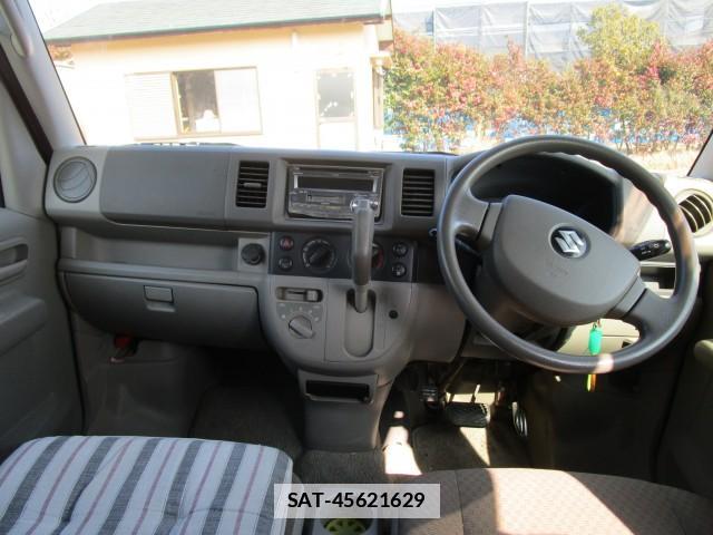 Suzuki EVERY 2011-08 7811662-2