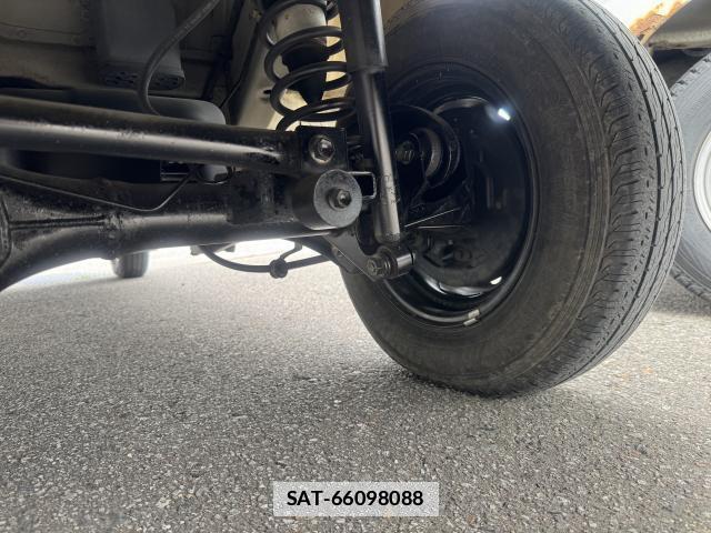 Suzuki EVERY 2012-02 7811937-4