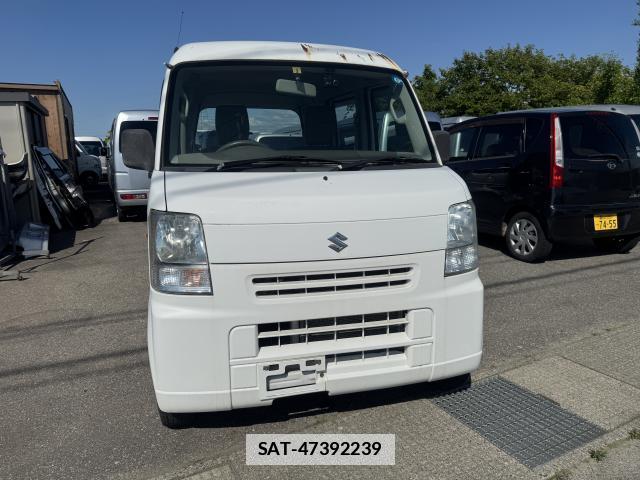 Suzuki EVERY 2014-03 7811940-1