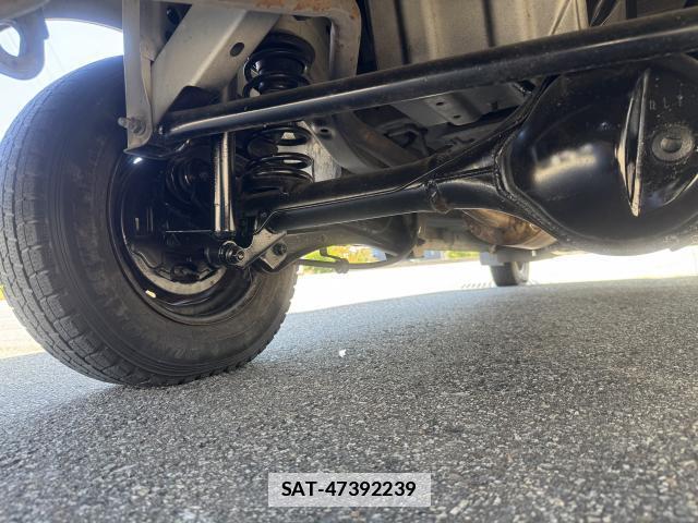 Suzuki EVERY 2014-03 7811940-12