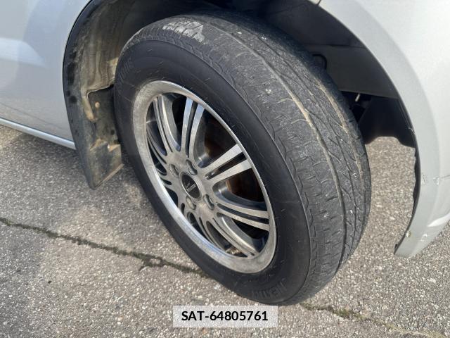 Suzuki EVERY 2014-03 7811943-19