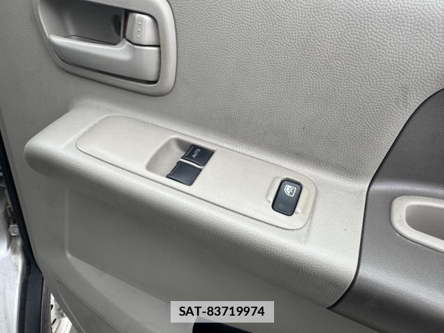 Suzuki EVERY 2013-05 7811949-17