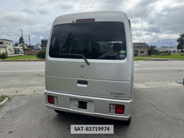 Suzuki EVERY 2013-05 7811949-5