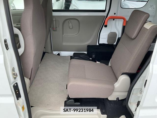 Suzuki EVERY 2018-05 7814089-10