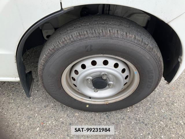 Suzuki EVERY 2018-05 7814089-12