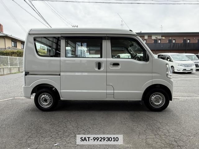 Suzuki EVERY 2018-11 7815276-12