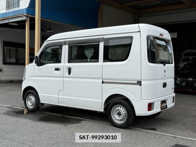 Suzuki EVERY 2018-11 7815276-14