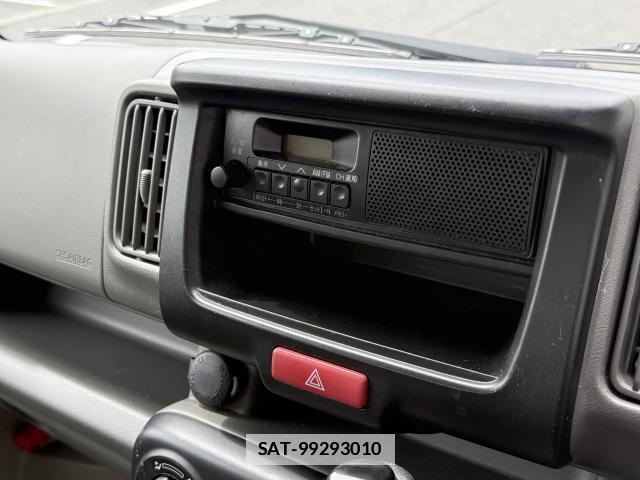Suzuki EVERY 2018-11 7815276-8