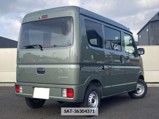 Suzuki EVERY 2026-06 7816732-1