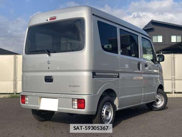 Suzuki EVERY 2026-06 7816733-1