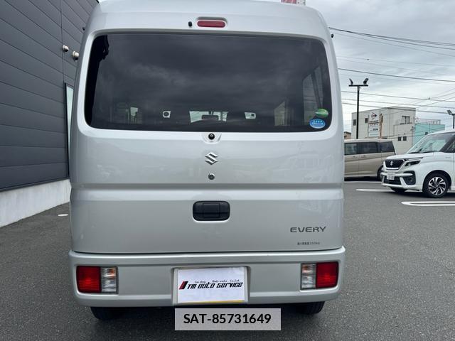 Suzuki EVERY 2020-06 7816796-12