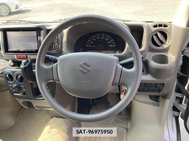 Suzuki EVERY 2015-06 7816851-12