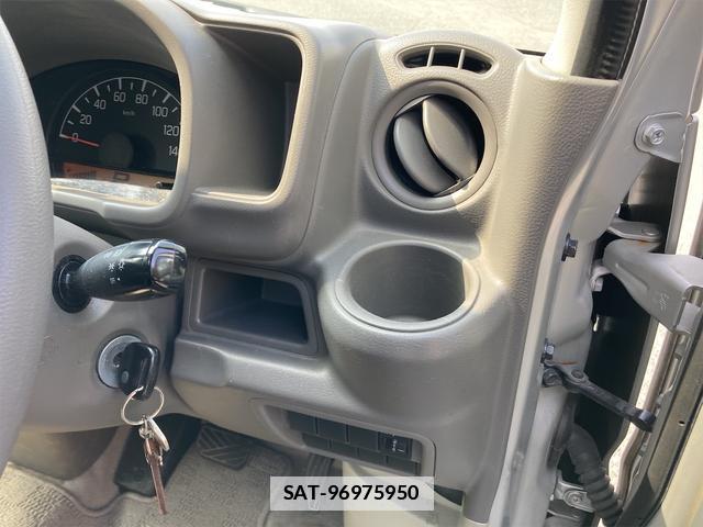 Suzuki EVERY 2015-06 7816851-13