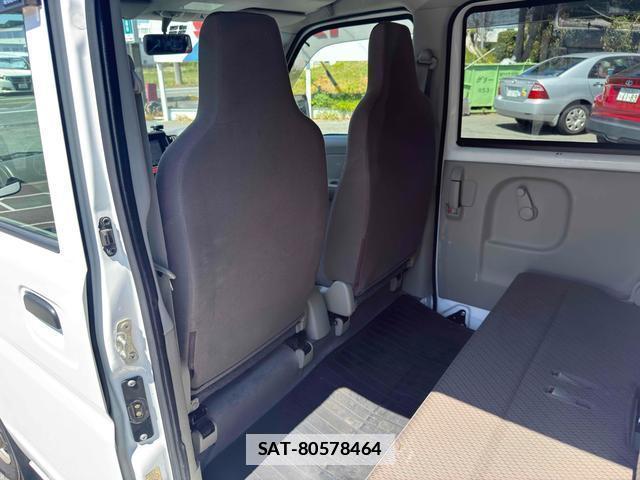 Suzuki EVERY 2016-05 7816855-12